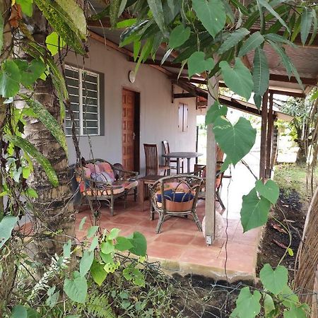 Villa Tikote Chwit Point 1 Cayenne Esterno foto